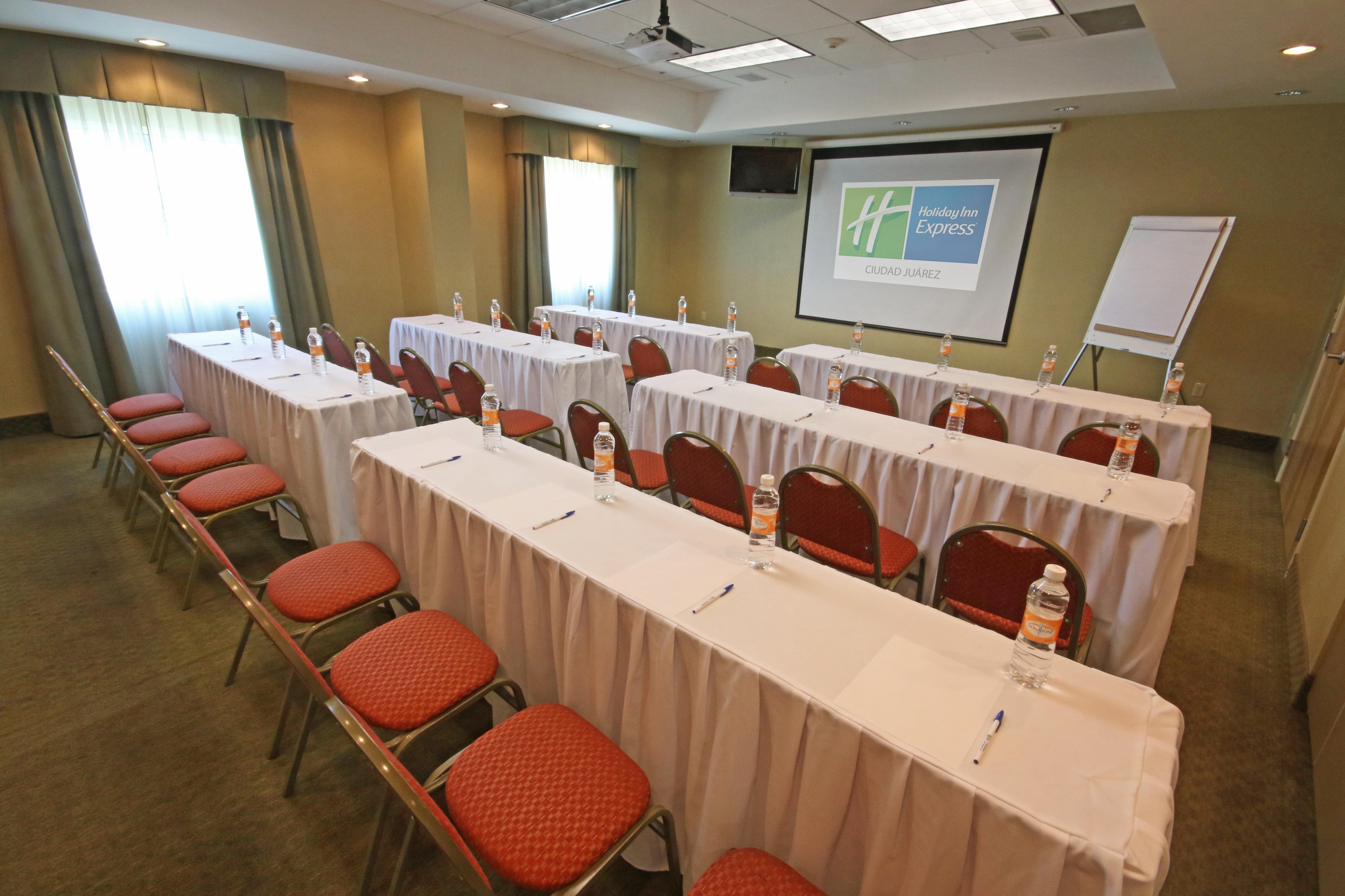 Holiday Inn Express Hotel & Suites Cd. Juarez - Las Misiones By Ihg Buitenkant foto